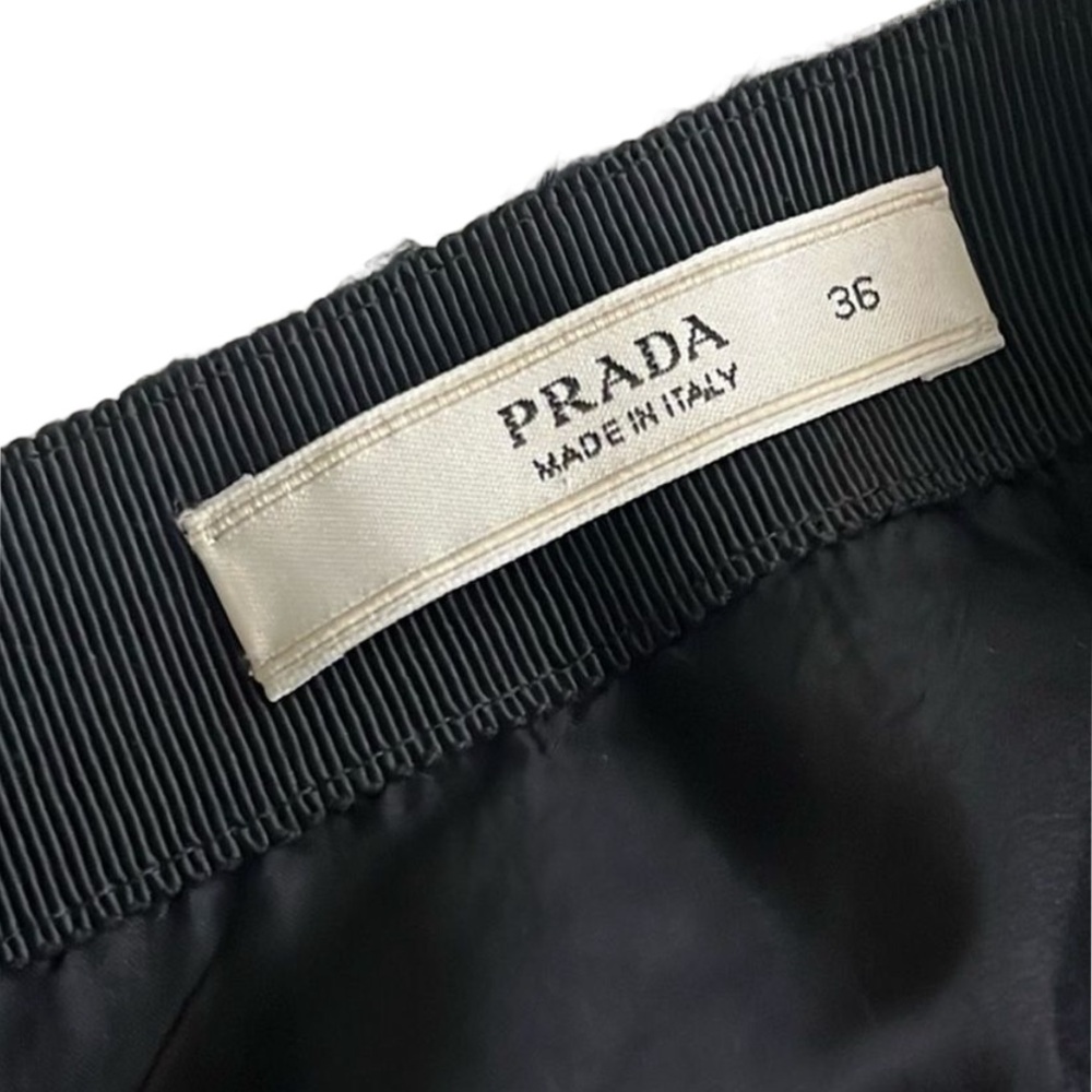 PRADA Skirt Multi-colored Plaid Bouclé Wool Made in Italy US Size XS 0 EU 36 - Picture 2 of 7